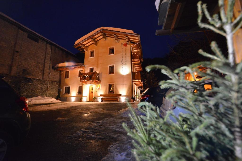 Affittacamere Petit Coeur Champoluc Exterior photo