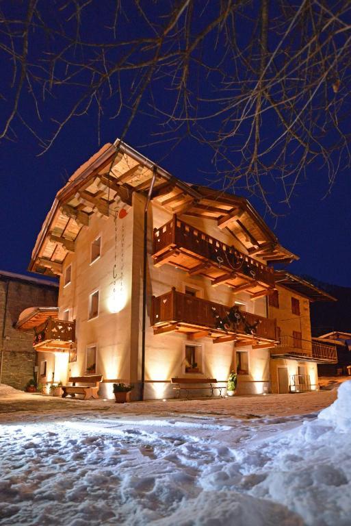 Affittacamere Petit Coeur Champoluc Exterior photo